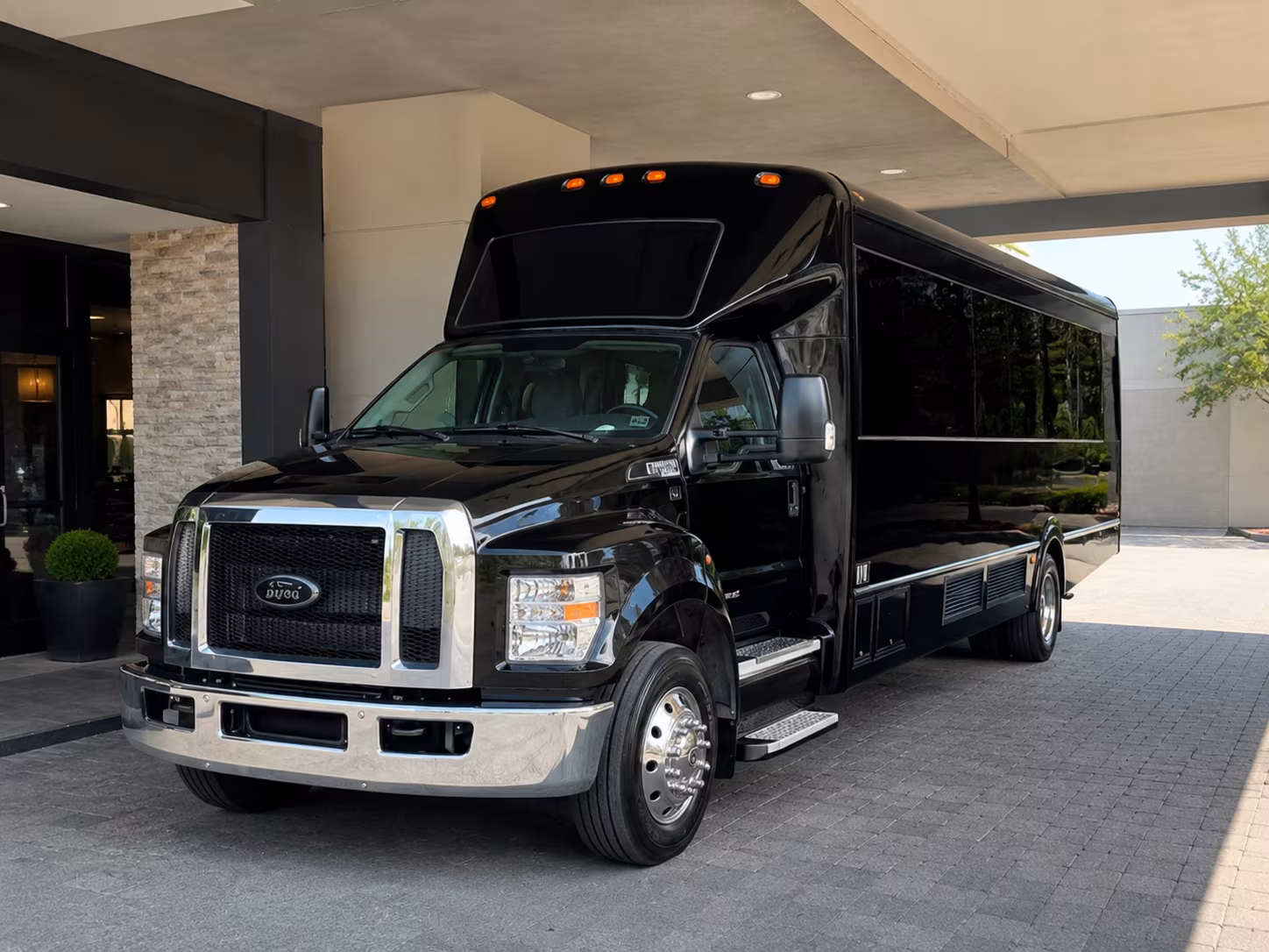 Rent a Bus to Madison Square Garden