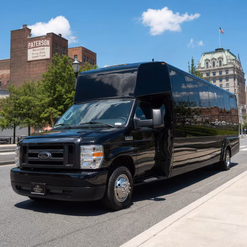 25 Passenger Party Bus