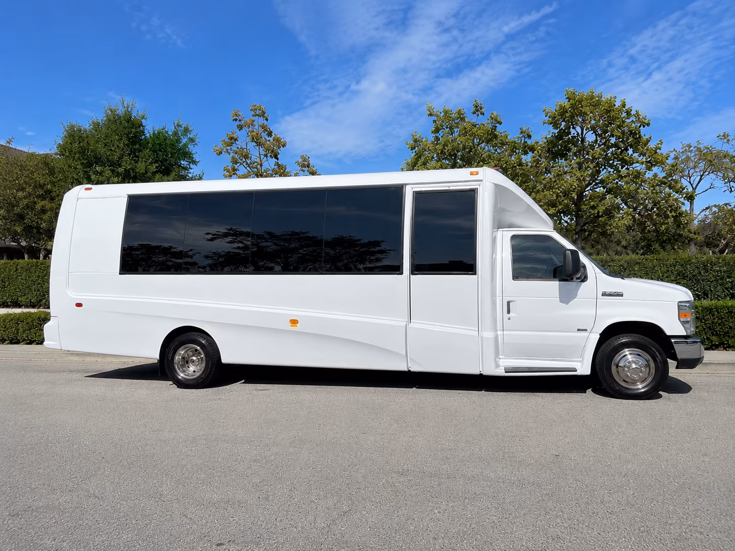 Bloomfield Airport Shuttles & Transportation